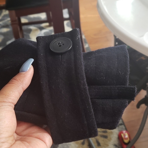 Coat - Picture 4 of 4